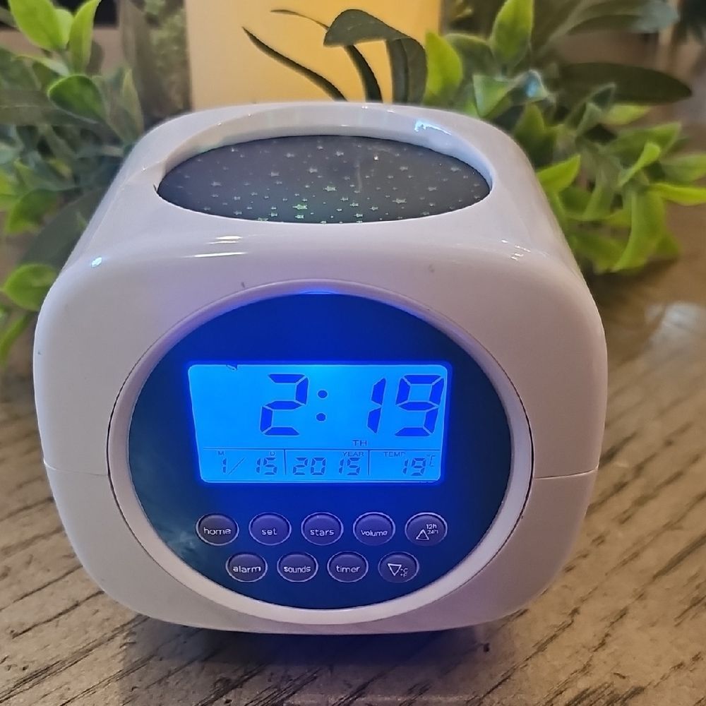 Discovery Alarm Clock Star Projecter Sound Machine
